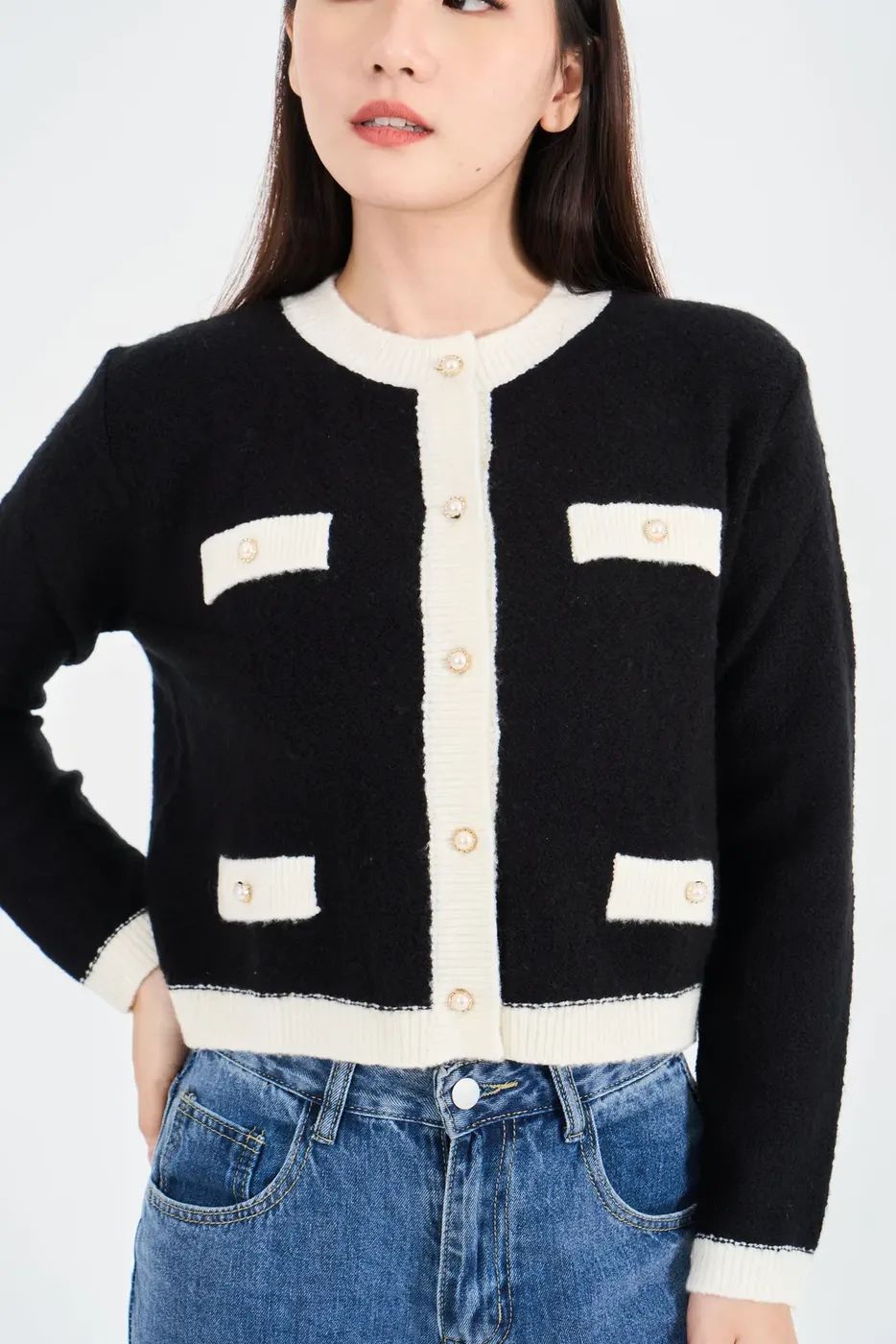 Foto katalog, detail cardigan hitam