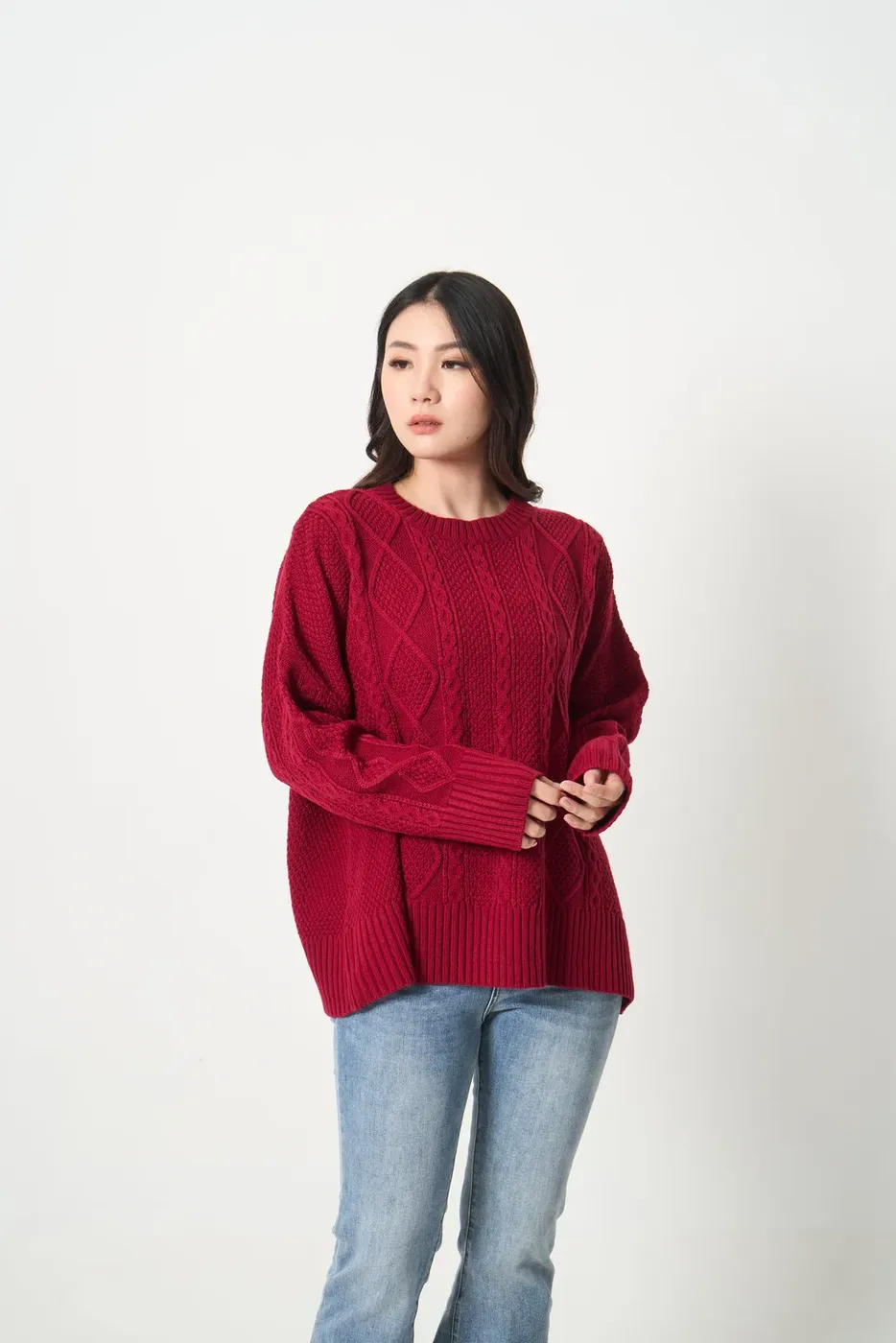Foto katalog, sweater merah